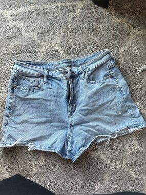 American Eagle High-Waist Women's Mom Shorts